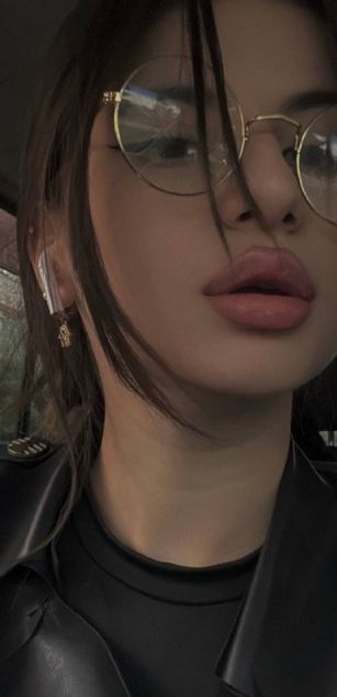 Model - Hines_Arline teen