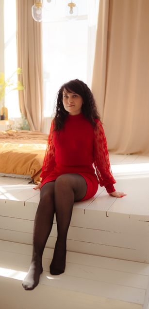 Model - Helga Miller striptease