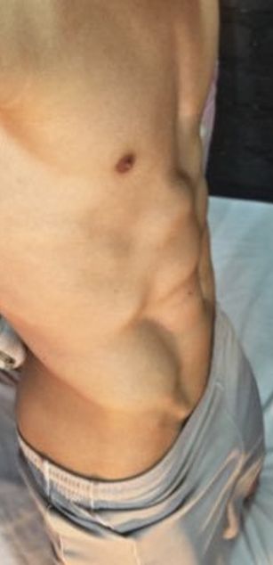 Model - Poysonsam bigass