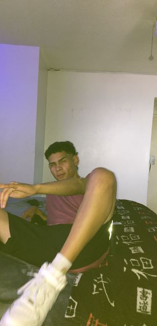 Model - Poysonsam bigass