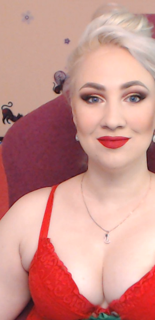 Model - Miss Lexy Gold fetish