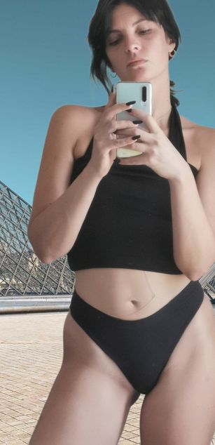 Model - Lana The Virus findom