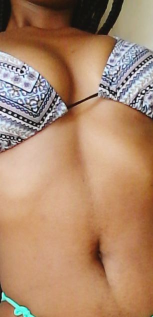 Model - LusciousLips96 bigboobs