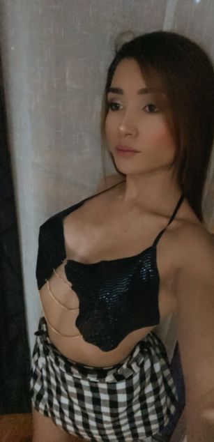 Model - CharlotteLissette sex