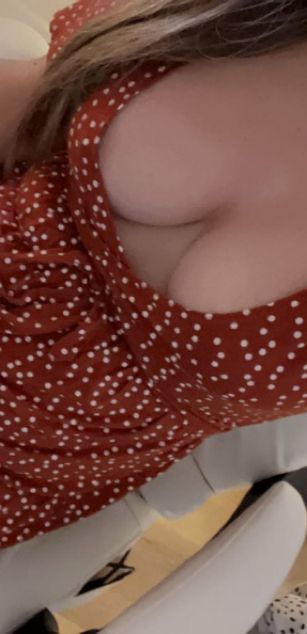 Model - BritHousewife mature