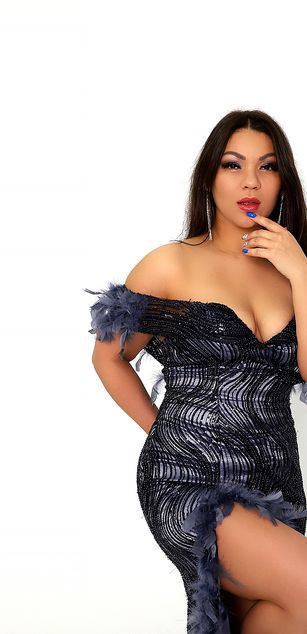 Model - TianaMilano boobs