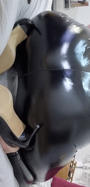 Model - AnaHathor domination