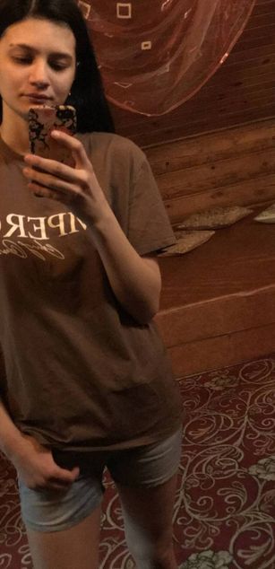 Model - SolaZola deepthroat