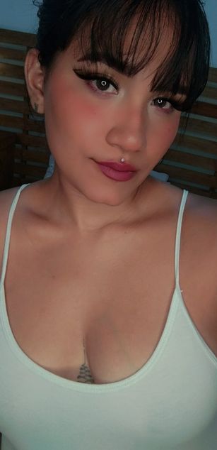 Model - Hatsu-katsumi bdsm