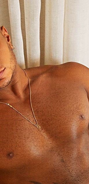Model - Fernando Ferraz nipples