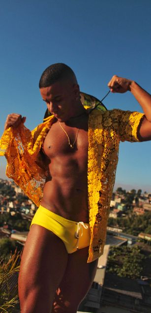 Model - Fernando Ferraz nipples