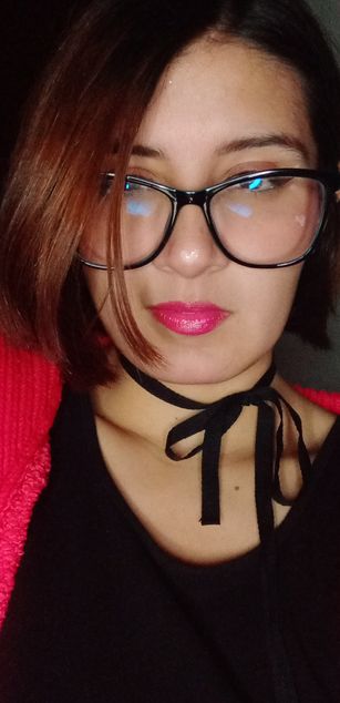 Model - Maddy Sweet lips