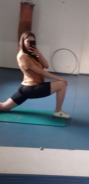 Model - Kriss bigboobs