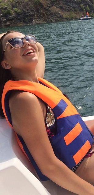 Model - Nabbi13 bigass