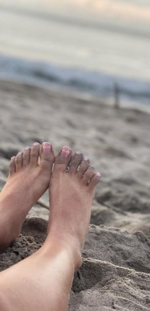 Model - Amy Banma sexy