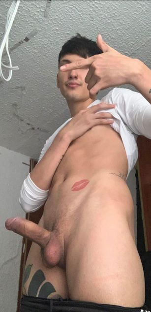 Model - coca colo dildo