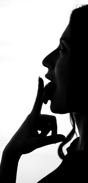 Model - Lara deepthroat