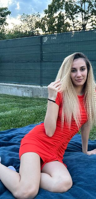 Model - SkylarRedstone longlegs