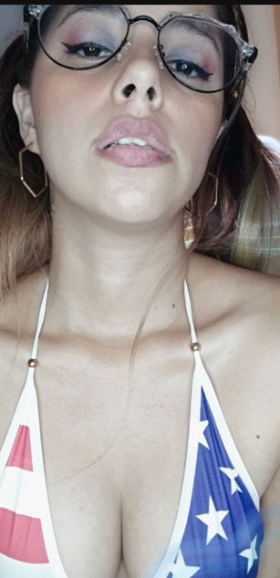 Model - Haome deepthroat