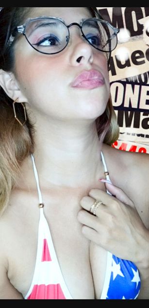 Model - Haome deepthroat