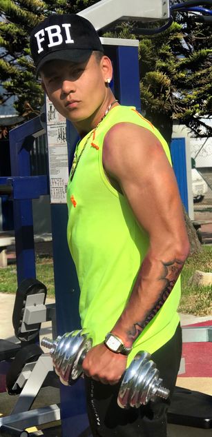 Model - BilyGrey pussy