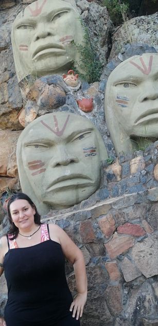 Model - Selene curvy