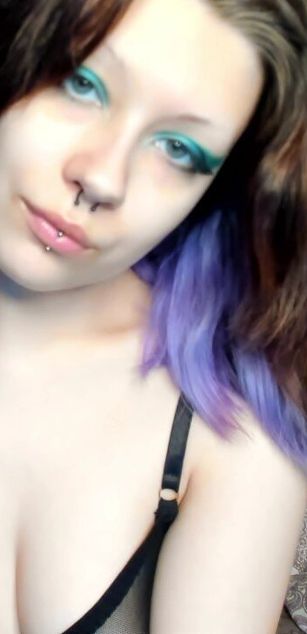 Model - Ruth blowjob