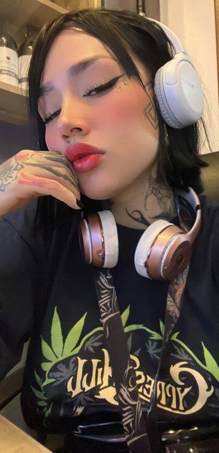 Model - Nina Danger deepthroat