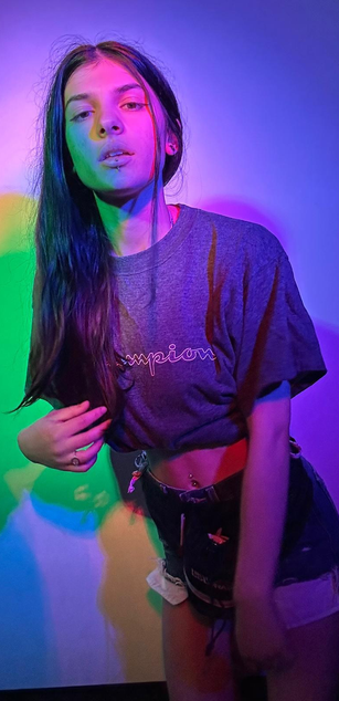 Model - LucyPurple sexy