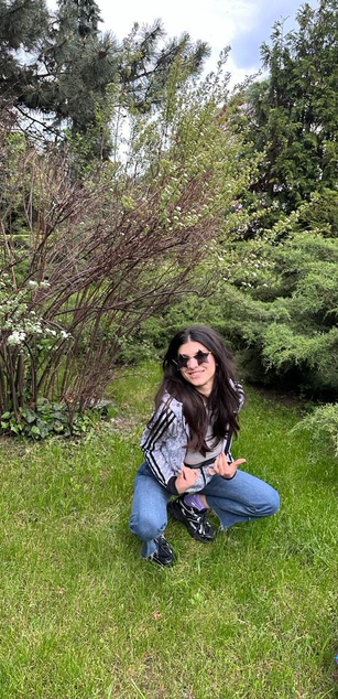 Model - LucyPurple sexy