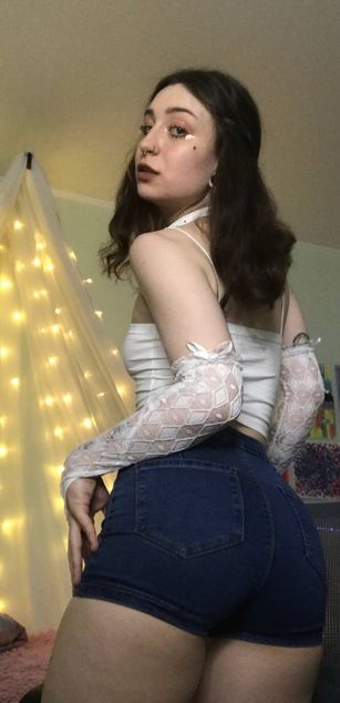 Model - kristina blowjob