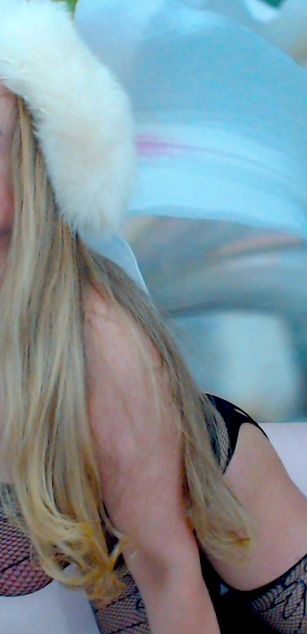 Model - LillyDiaz deepthroat