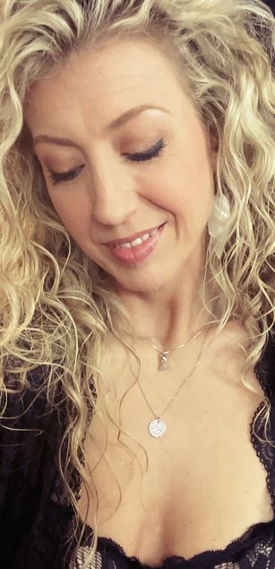 Model - Erotic_Executive roleplay