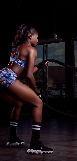 Model - Ivy Aries deepthroat