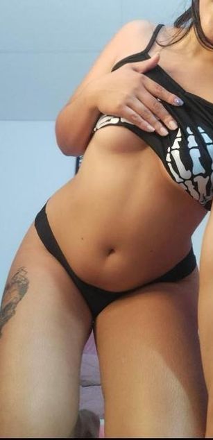 Model - LucyDerby deepthroat