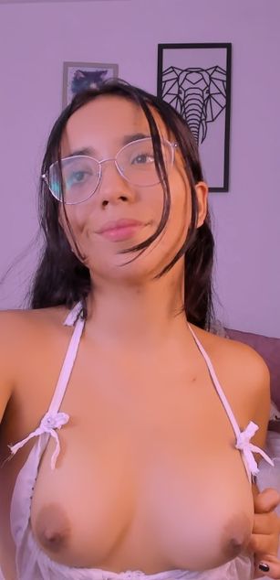 Model - LucyDerby deepthroat