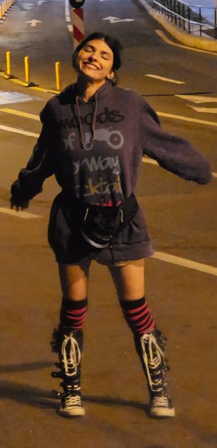 Model - LucyPurple sexy