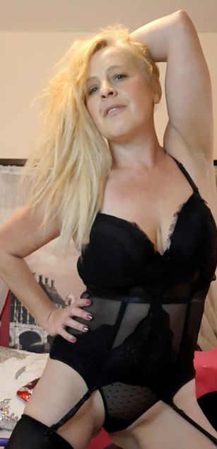 Model - Rampant_Roxy roleplay