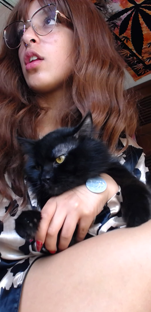 Model - Elizabeth corazon de leon hairy