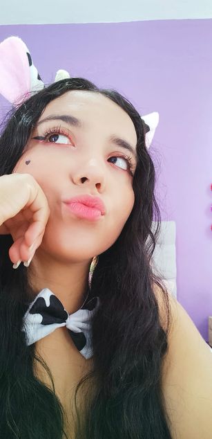 Model - LucyDerby deepthroat