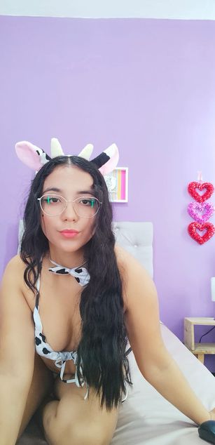 Model - LucyDerby deepthroat