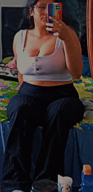 Model - catalina deepthroat