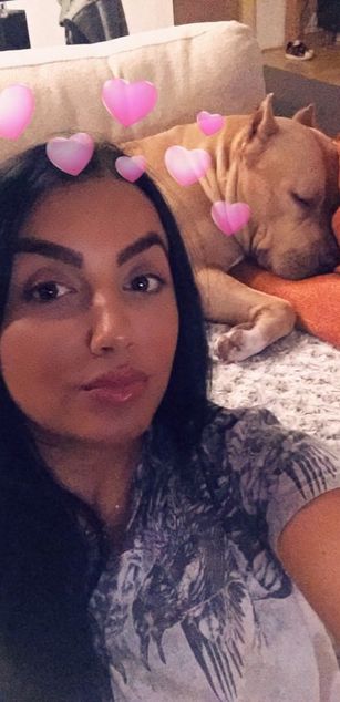 Model - MelissaMell 2