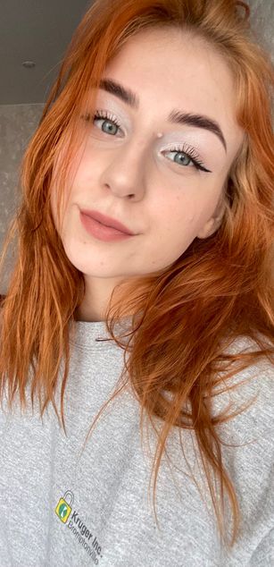 Model - Eva_meowwa shaved