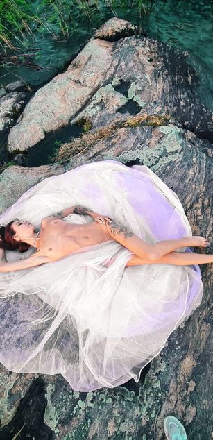 Model - Agata Bryant sexy