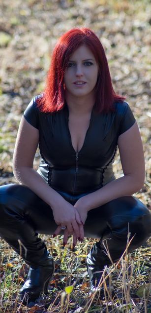 Model - Moist Devil solo