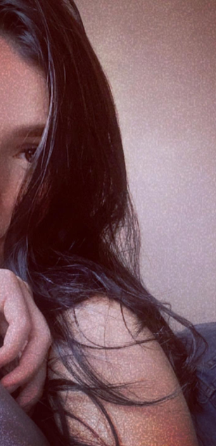 Model - EmilyPrada deepthroat