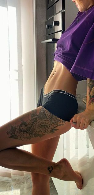 Model - Agata Bryant sexy