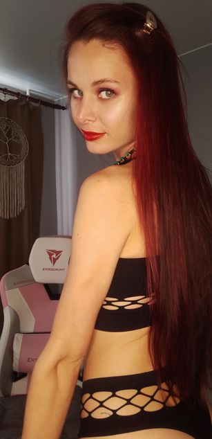 Model - Agata Bryant sexy