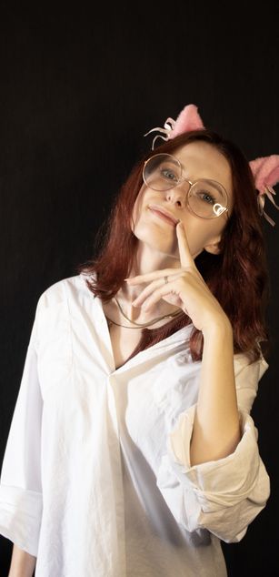 Model - LisiaSweet smalltits